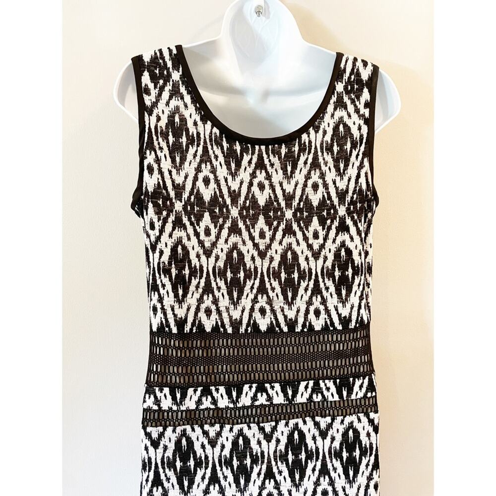 Nine West Sleeveless Black and White Patterned Maxi Dress Size 12 - Picture 6 of 12